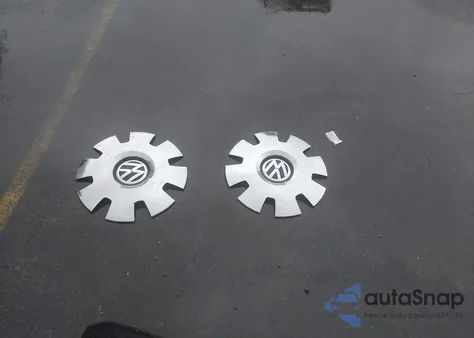 2013 Volkswagen Beetle 2.5L from USA, damaged, VIN 3VW5P7AT4DM823078